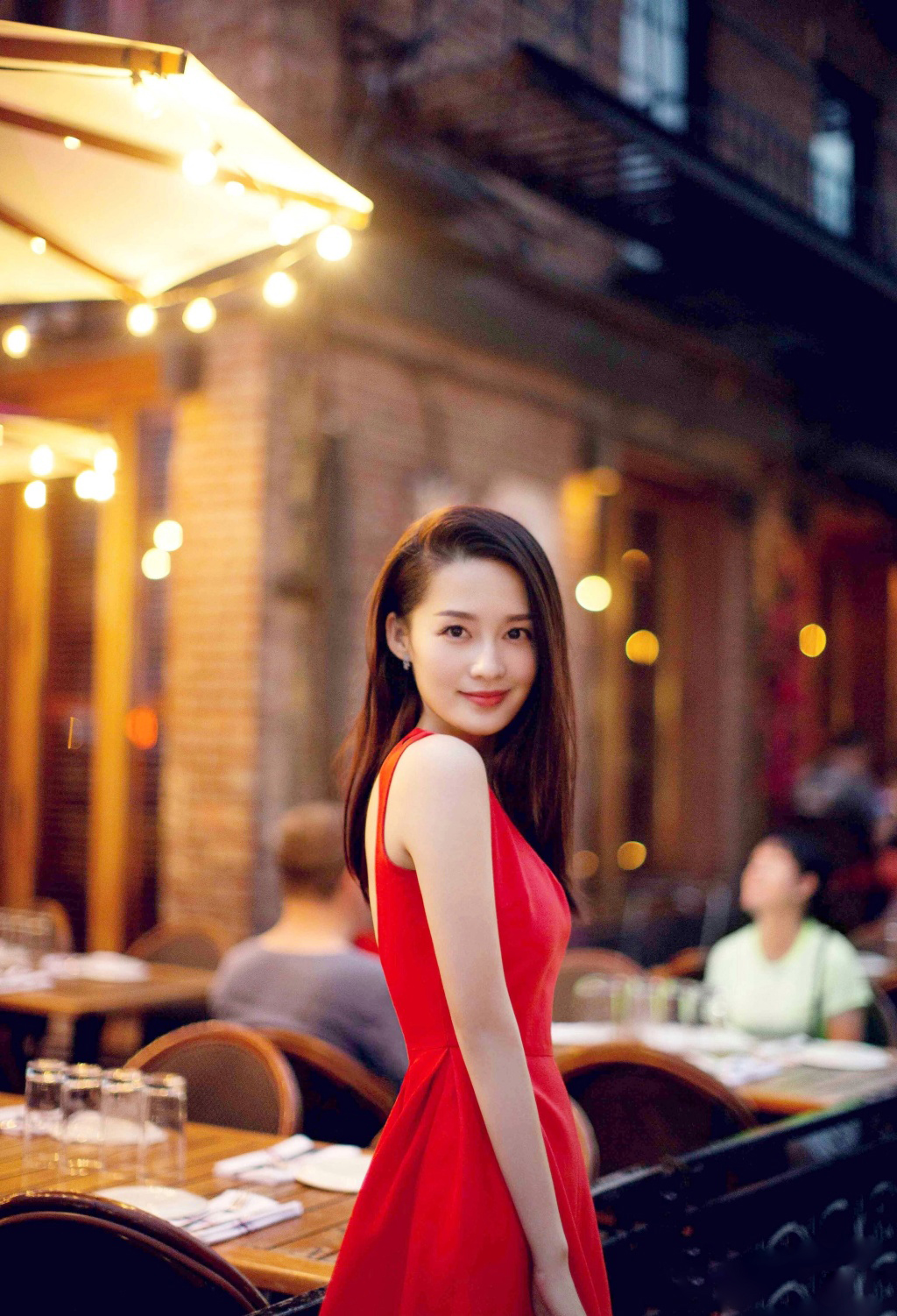 李沁优雅迷人活动图片图片