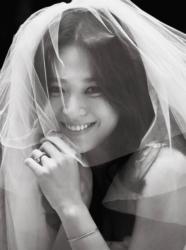 袁弘张歆艺婚纱照图片 浪漫纯真又甜蜜图片