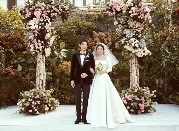 米兰达可儿婚纱照图片图片