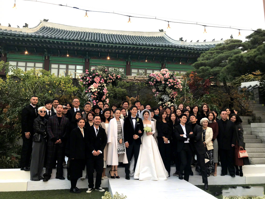 米兰达可儿婚纱照图片图片