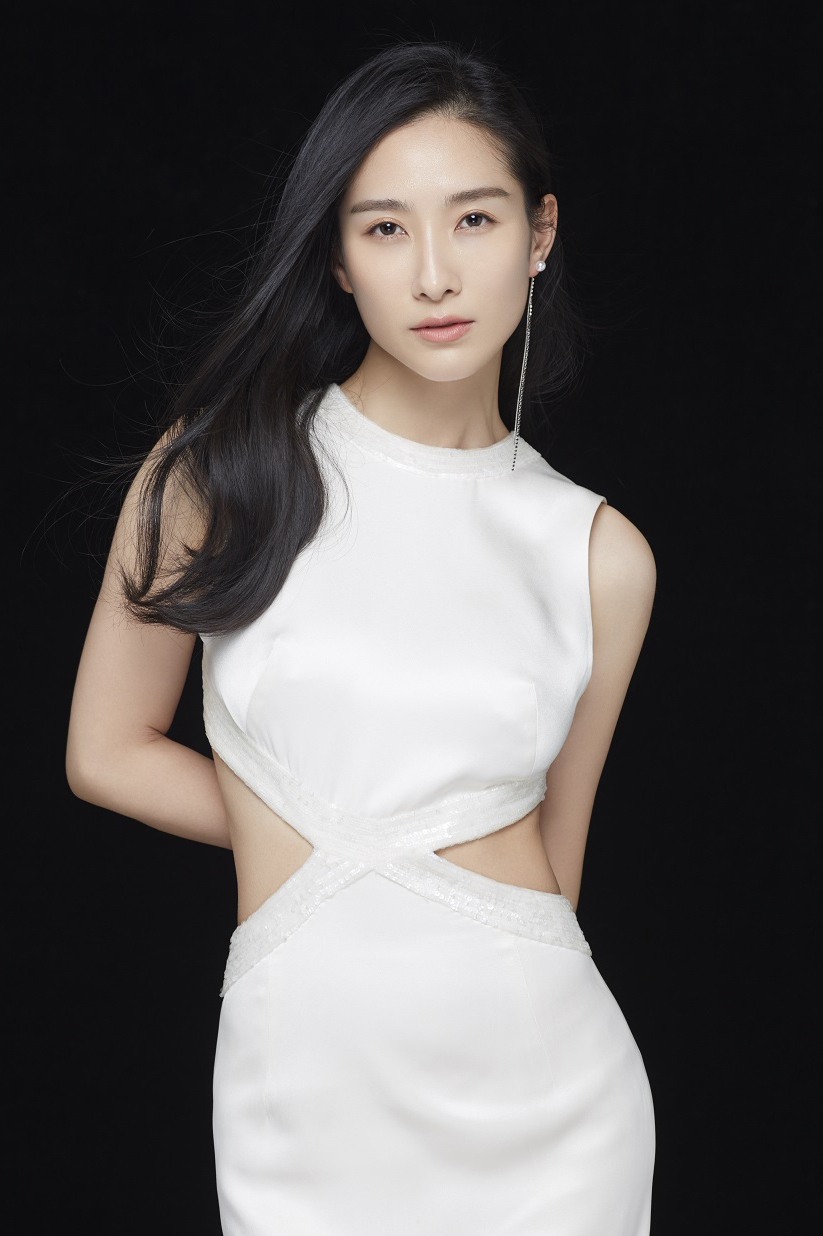 陶昕然最新纯白反季节写真图片图片