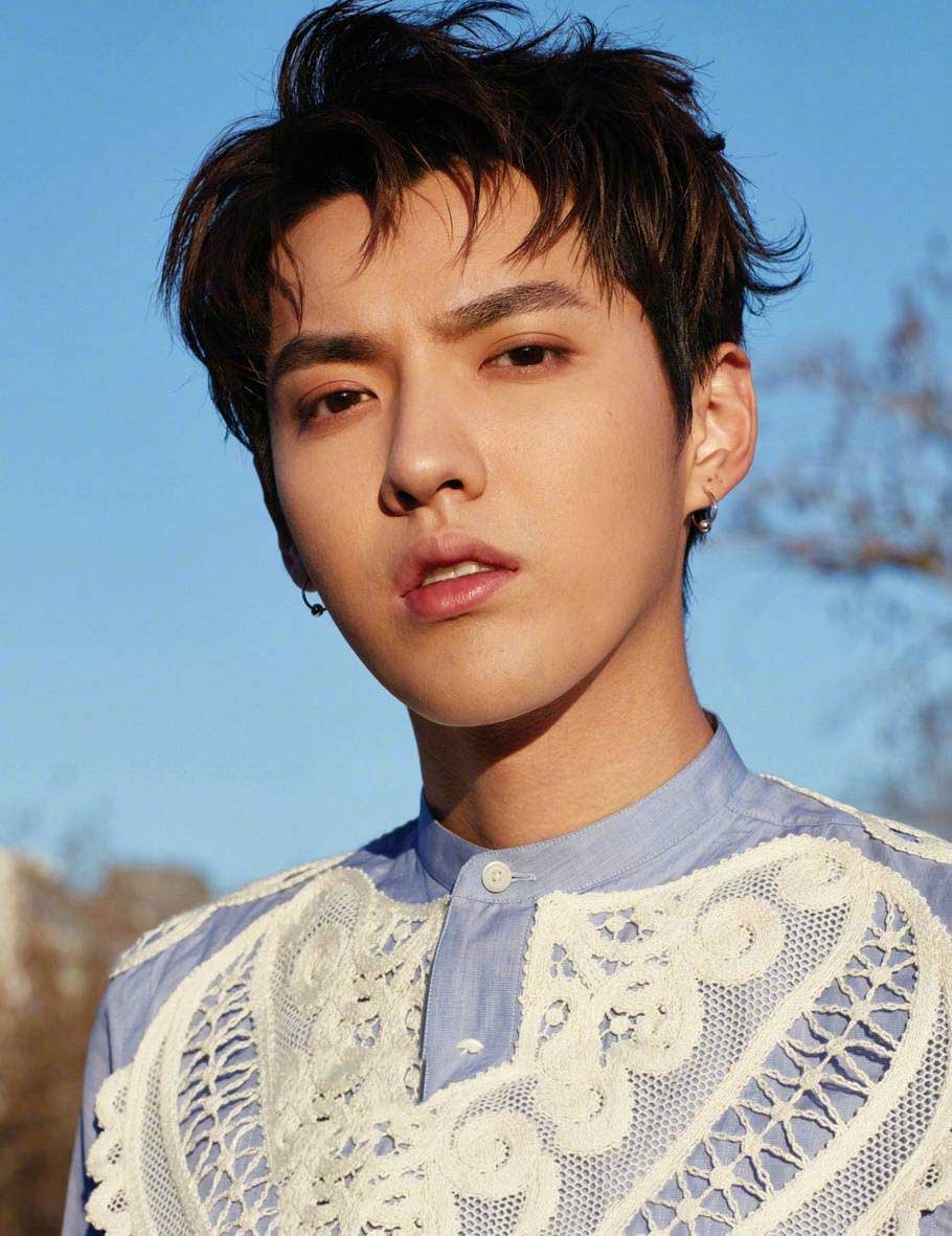 吴亦凡帅气图片 吴亦凡杂志封面写真图片