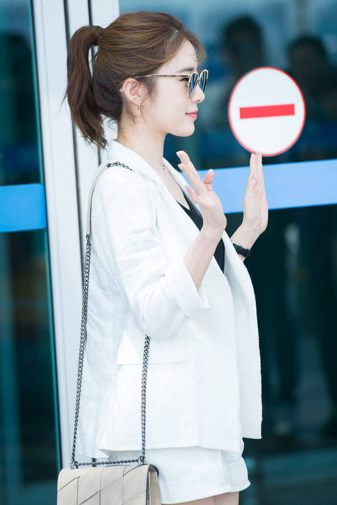 韩国京畿道城南女演员刘仁娜韩国女星高清写真图片图片