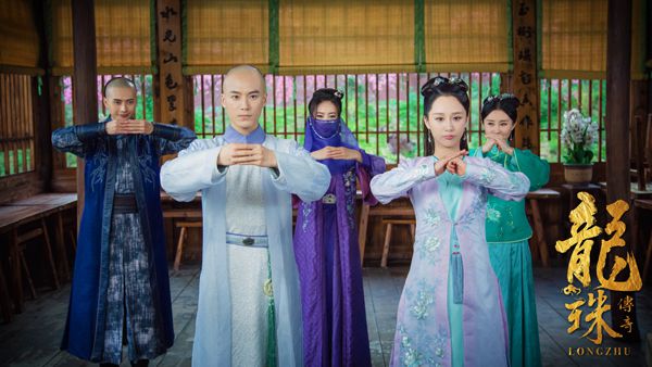 杨紫白色短裙气质唯美写真图片图片