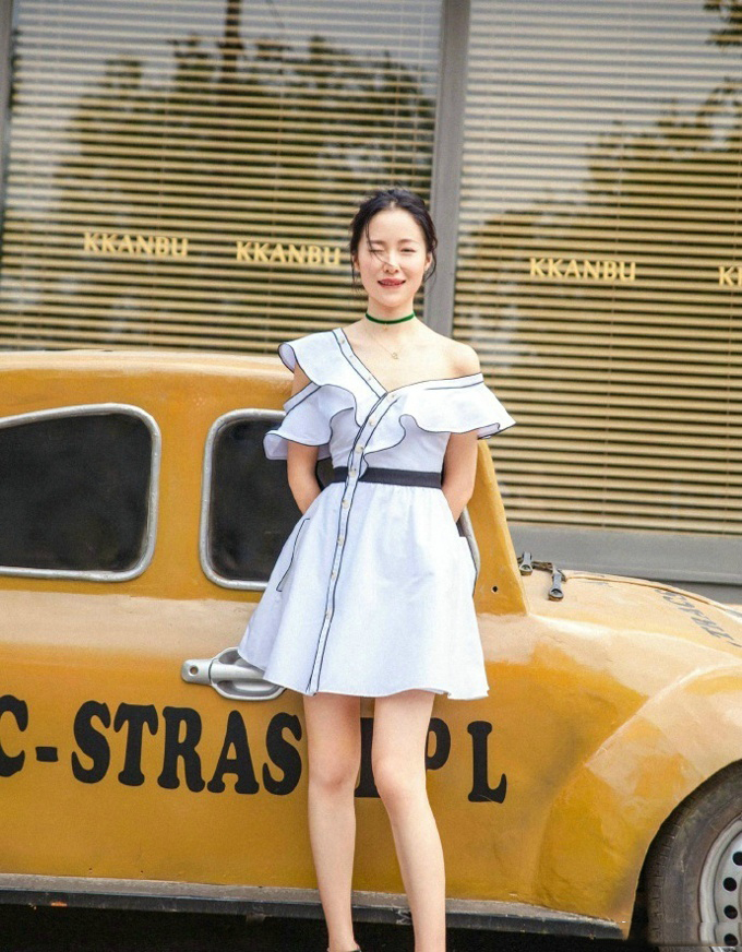 江一燕图片