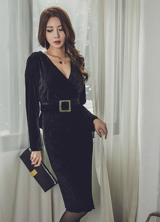 礼服美女图片