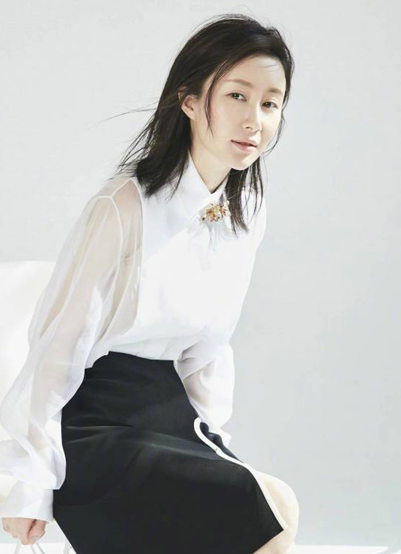 高清吉林美女演员舒畅后台花絮照图片图片