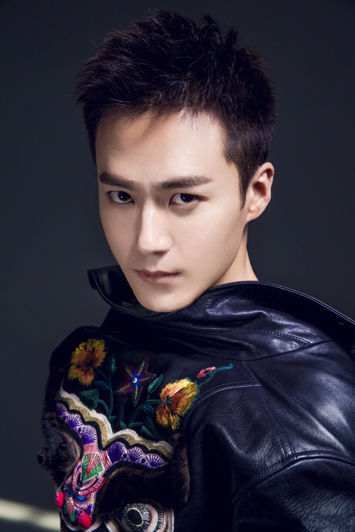 高清浙江绍男明显茅子俊《倾世皇妃》剧照图片图片