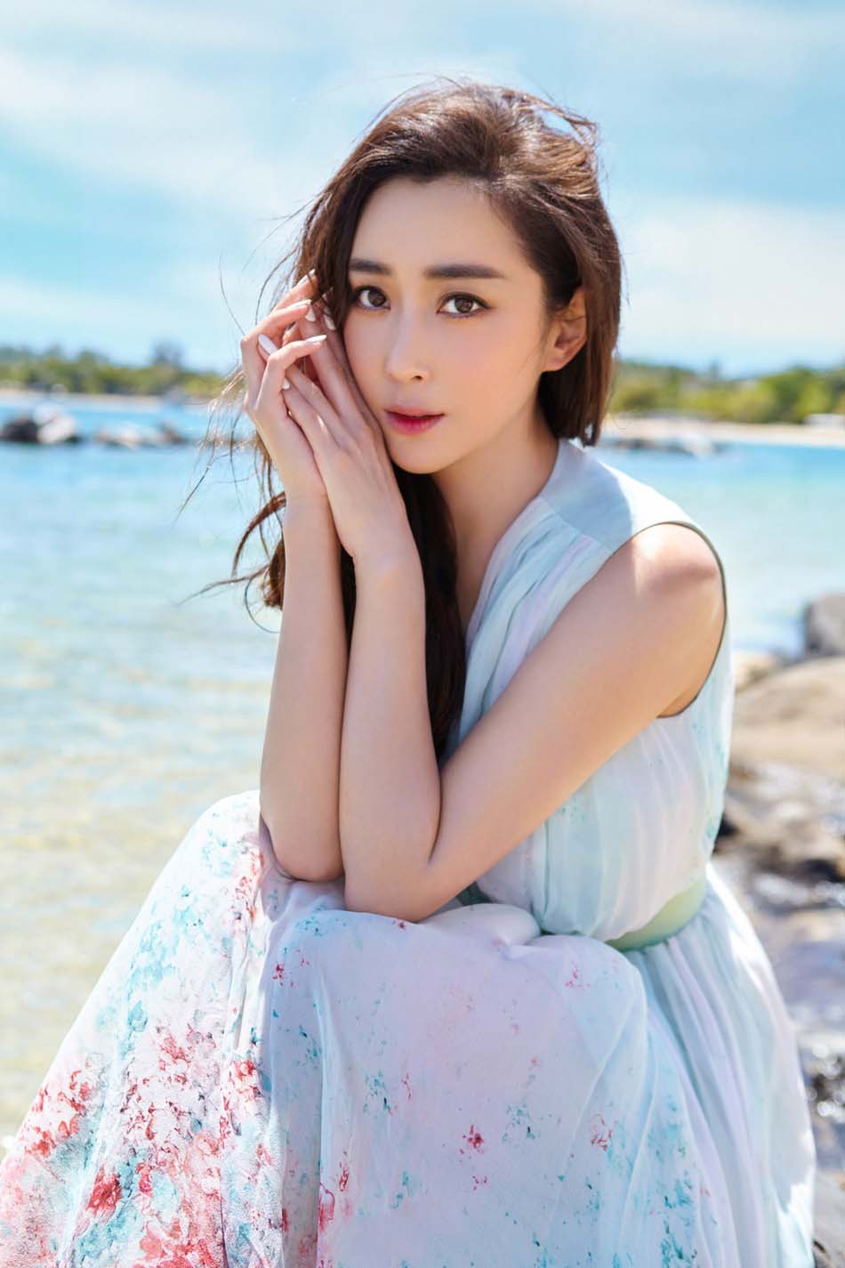 高清中国内地辽宁省沈阳市铁西女演员杜若溪性感吊带裙海边魅力写真图片图片 高清中国内地辽宁省沈阳市铁西女演员杜若溪性感吊带裙海边魅力写真图片图片