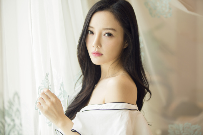 李小璐古灵精怪时尚写真图片 李小璐性感图片图片