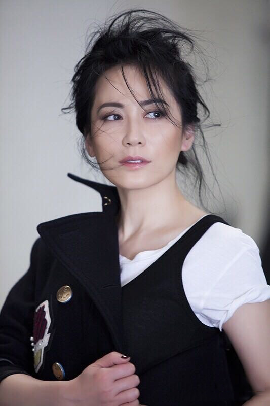 高清中国导演,演员俞飞鸿优雅性感写真图片图片 高清中国导演,演员俞飞鸿优雅性感写真图片图片