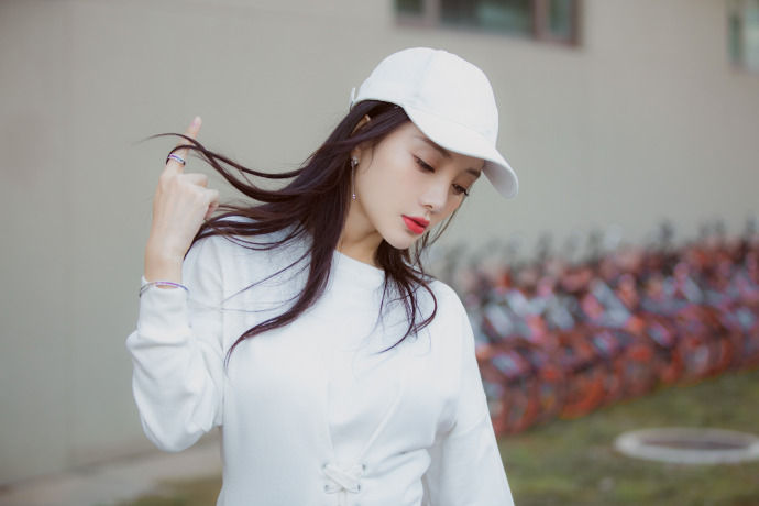 李小璐成熟女人味野性写真图片 李小璐图片图片