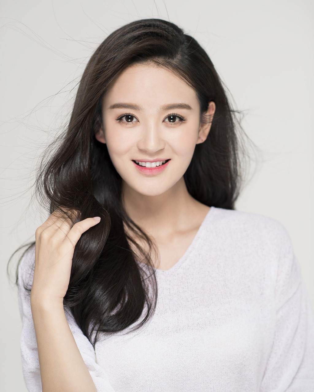 高清中国内地新晋女演员曾一萱元气清新写真图片图片