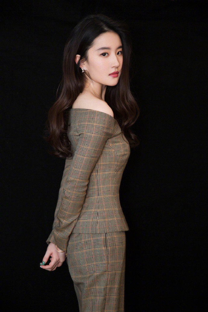 神仙姐姐刘亦菲图片 从小美到大的刘亦菲图片