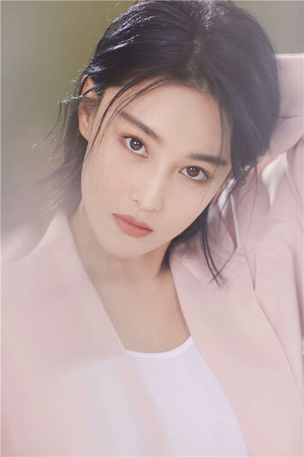 高清中国内地女演张馨予优雅气质性感写真图片桌面壁纸图片