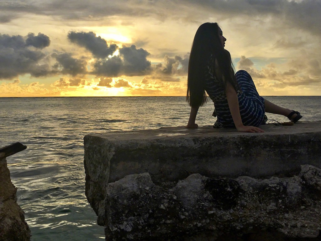 国民女神郭碧婷浪漫优雅写真图片 长发飘逸安静如初图片