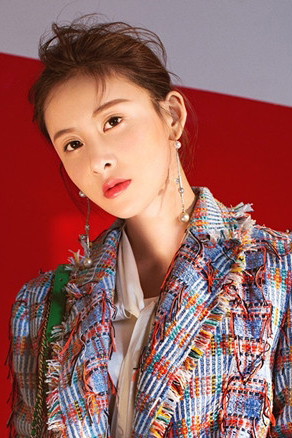 中国内地陕西西安影视女演员歌手贾青高冷写真图片性感至极图片