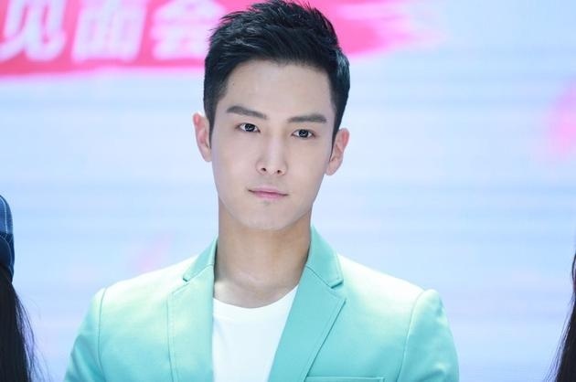 高清浙江省杭州男明显盛一伦英伦复古风杂志写真图片图片