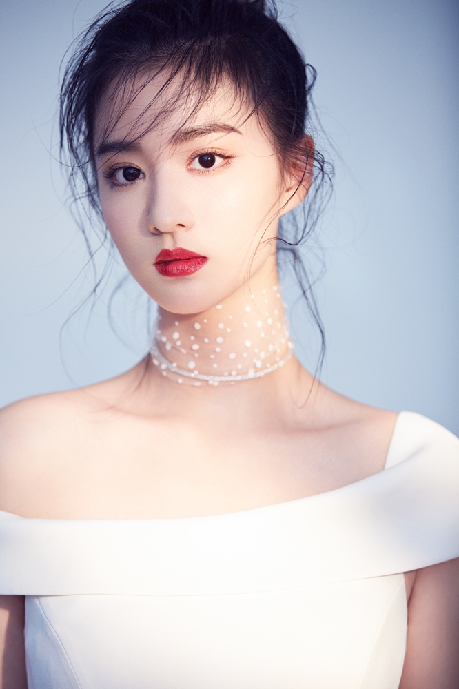 王楚然优雅迷人美艳写真图片图片