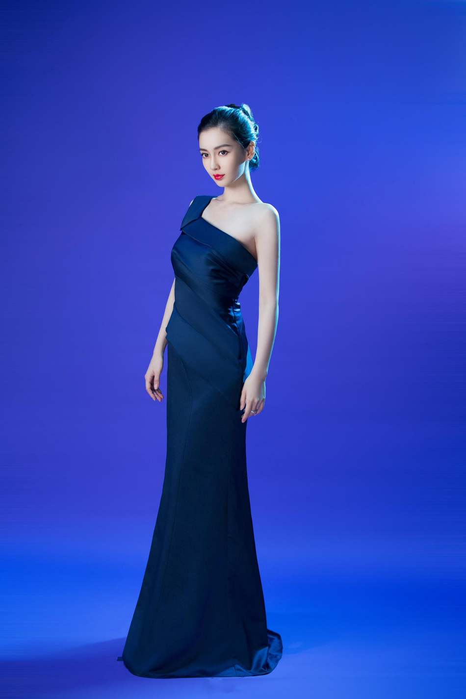 中国内地上海影视女演员少男杀手性感女神杨颖Angelababy清纯甜美写真图片
