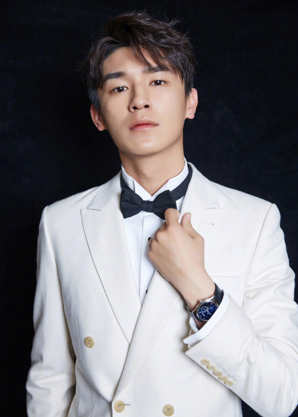 高清江苏省南京市男明星杨旭文芭莎慈善夜帅气高清图片图片