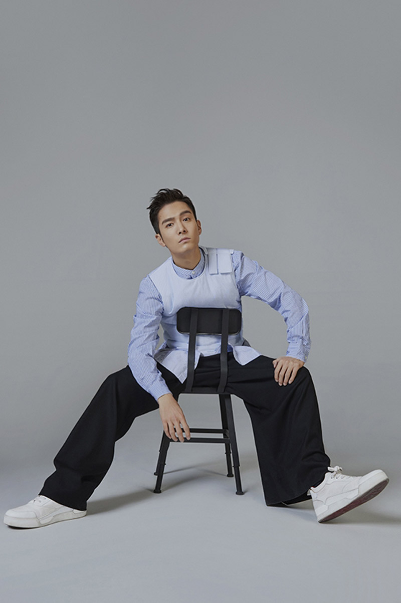 高清浙江省杭州男明显盛一伦雅痞范儿时尚杂志写真图片图片