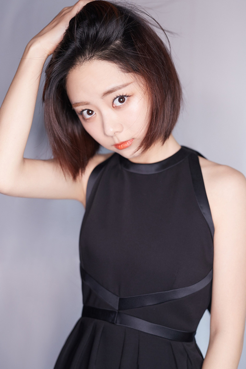 中国内地四川泸州影视女演员可爱女星谭松韵清纯静美写真图片