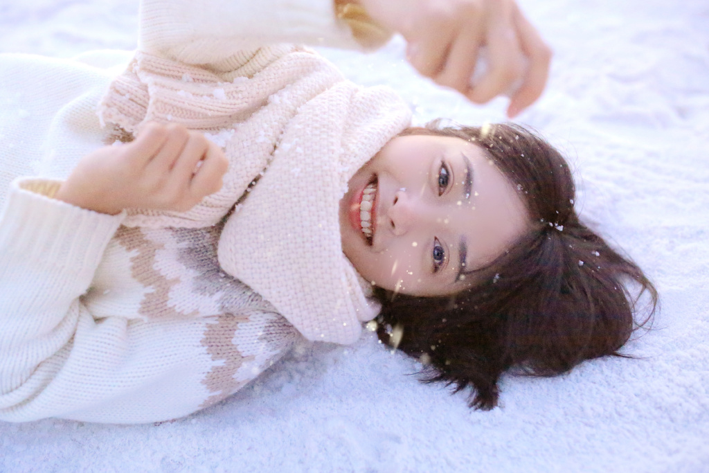 高清美女沈月写真图片图片