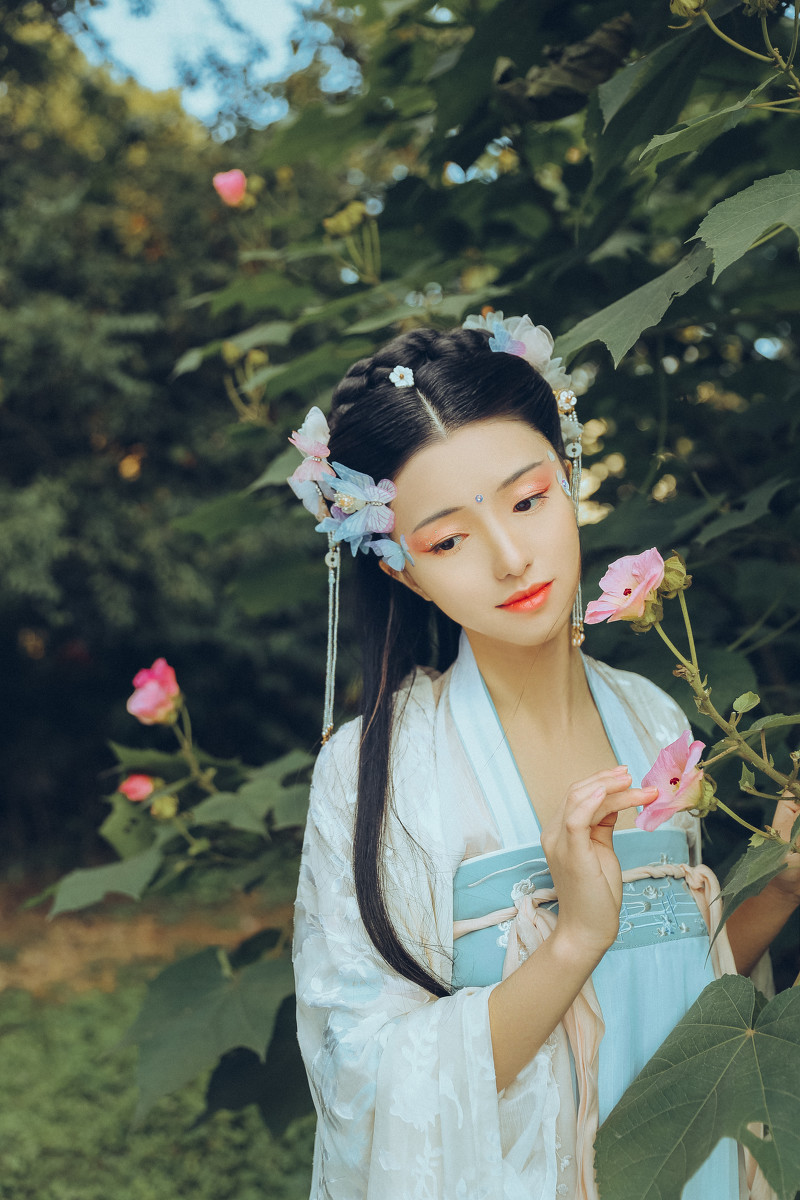 汉服美女图片