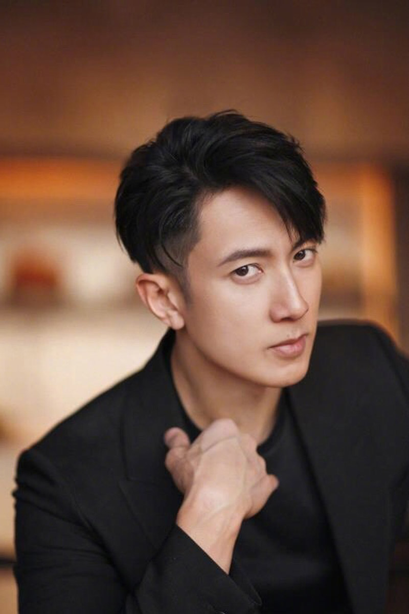 吴尊图片 吴尊西服造型魅力杂志写真图片