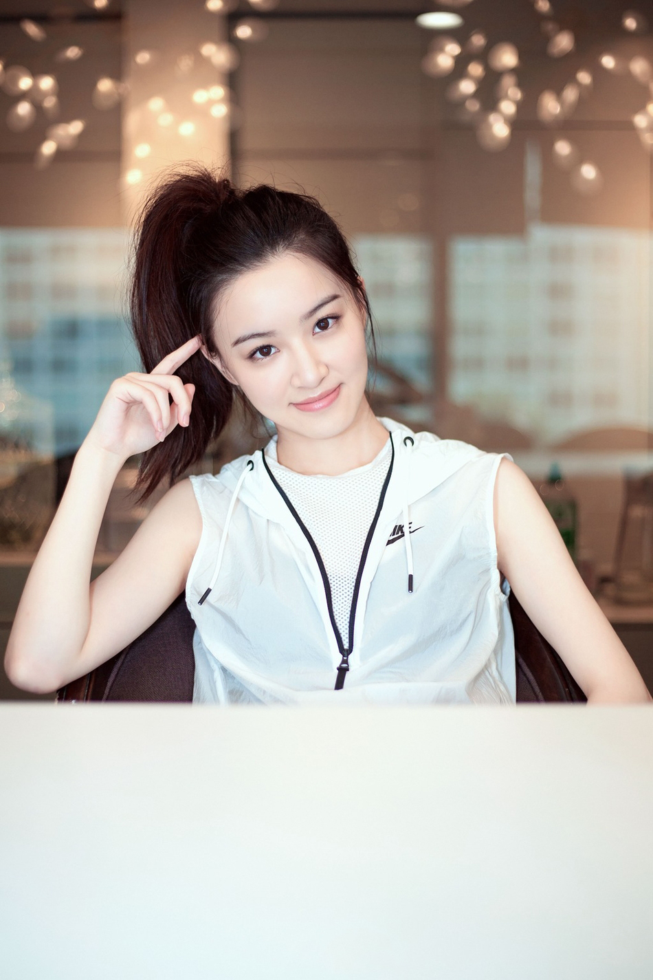 高清中国内地女演员美女梁婧娴健身运动风元气写真图片图片