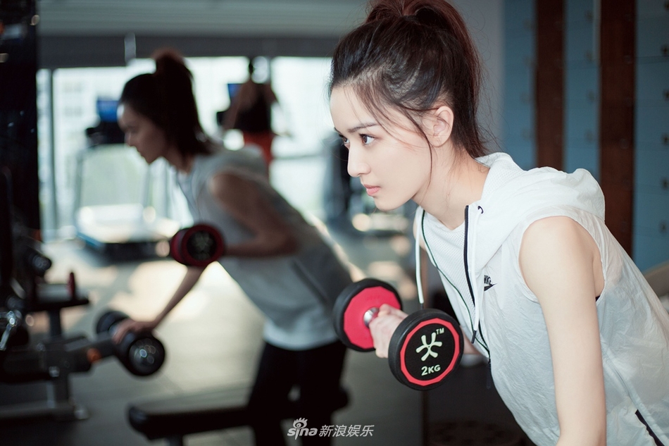 高清中国内地女演员美女梁婧娴健身私照写真图片图片