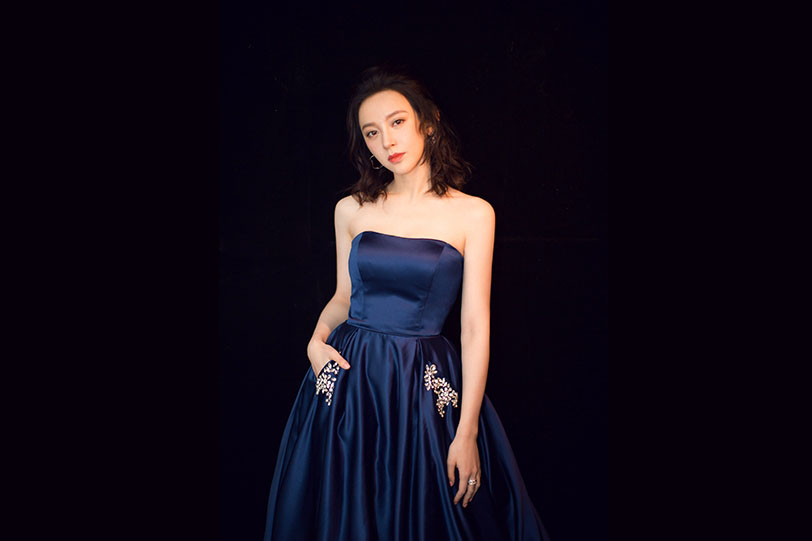 中国内地安徽女演员施诗人气名模性感礼服写真图片图片