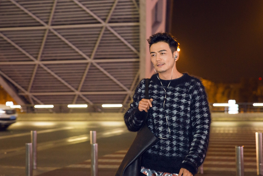 杨烁魅力型男街拍图片图片
