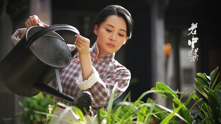 许晴真空装性感 小辫头俏皮动人图片