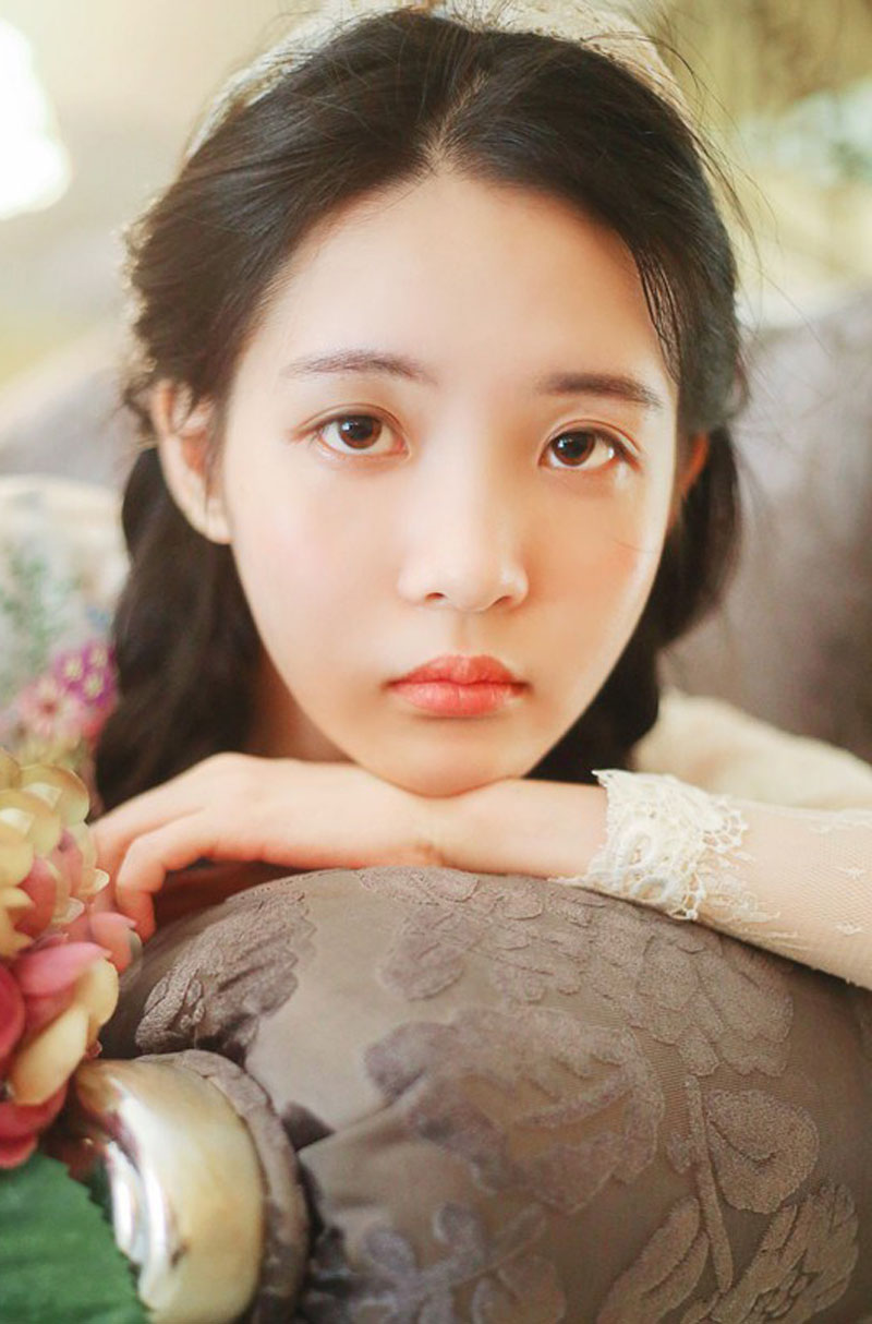 高清内地美女90后楚楚动人清纯自拍图片图片