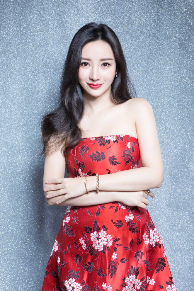 中国内地湖南衡阳女演员柳岩写真电脑桌面壁纸之网络美女图片