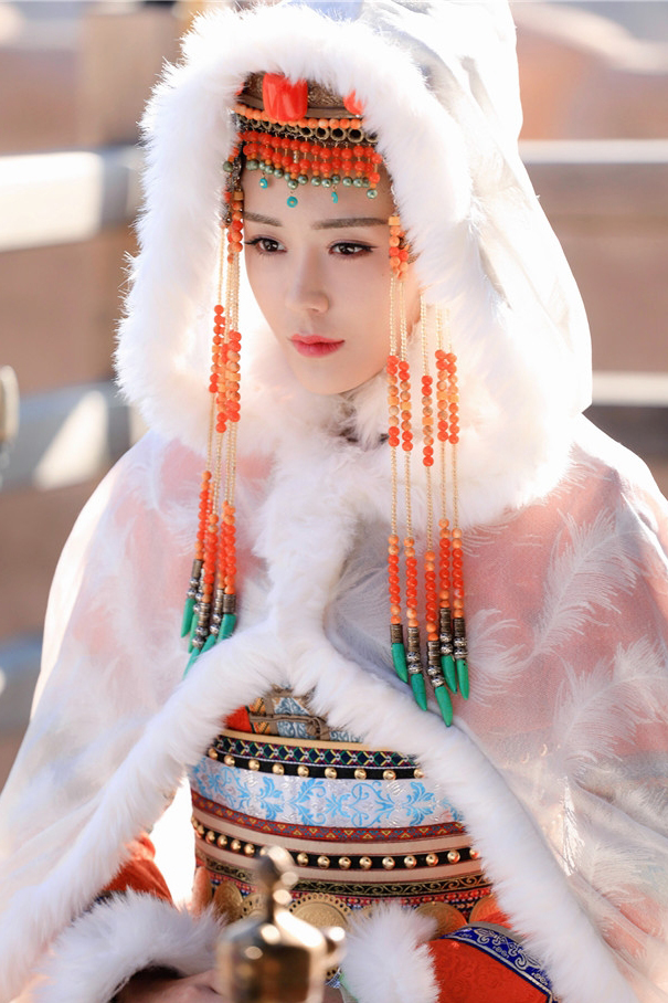 汤晶媚《大夏宝藏》西夏公主剧照图片图片