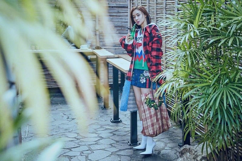 马甲线女王袁姗姗时尚性感写真图片超赞身材图片