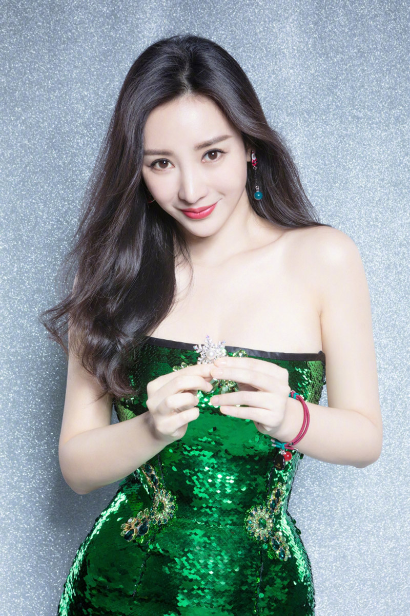 中国内地湖南衡阳女演员柳岩写真电脑桌面壁纸之网络美女图片
