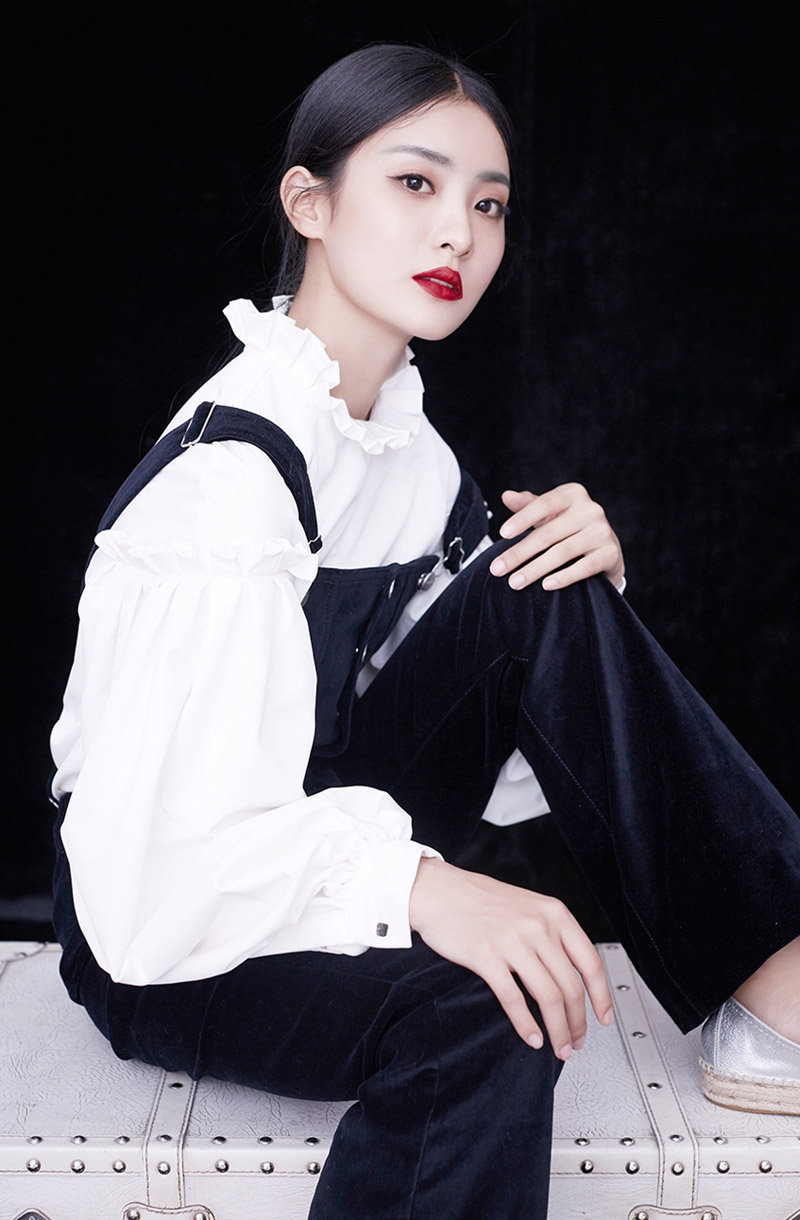 高清中国内地北京女演员赖雨濛优雅迷人写真图片图片