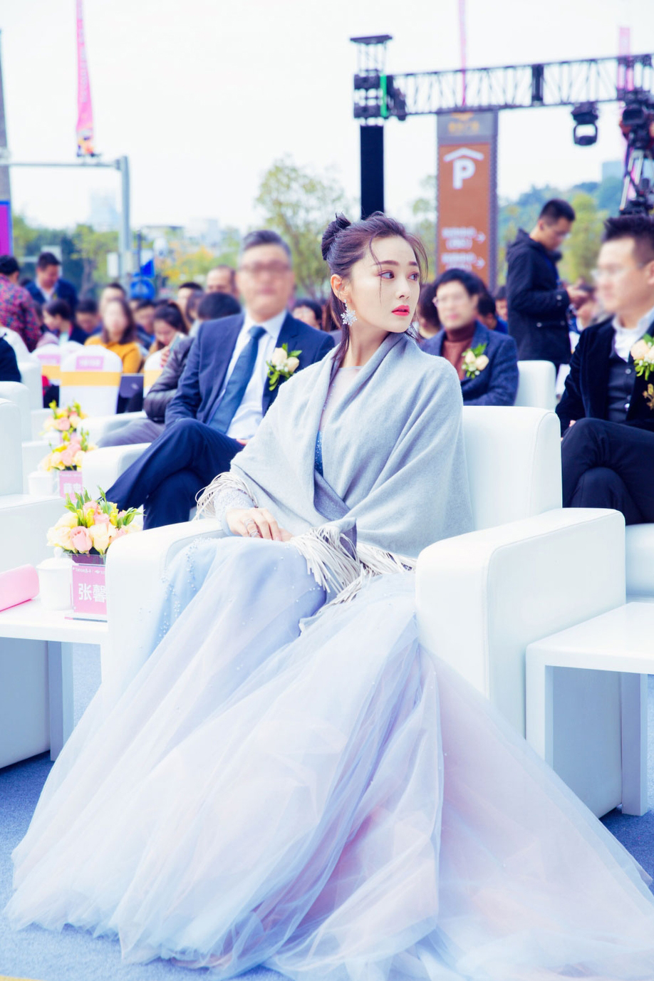 张馨予最新白色唯美写真高清图片图片