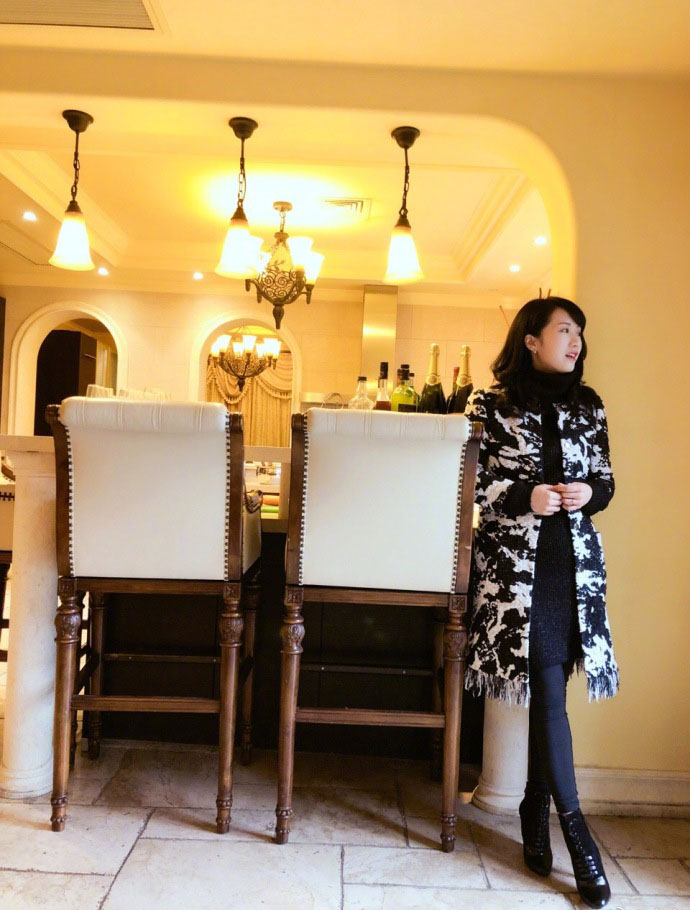 李念性感时尚写真图片图片