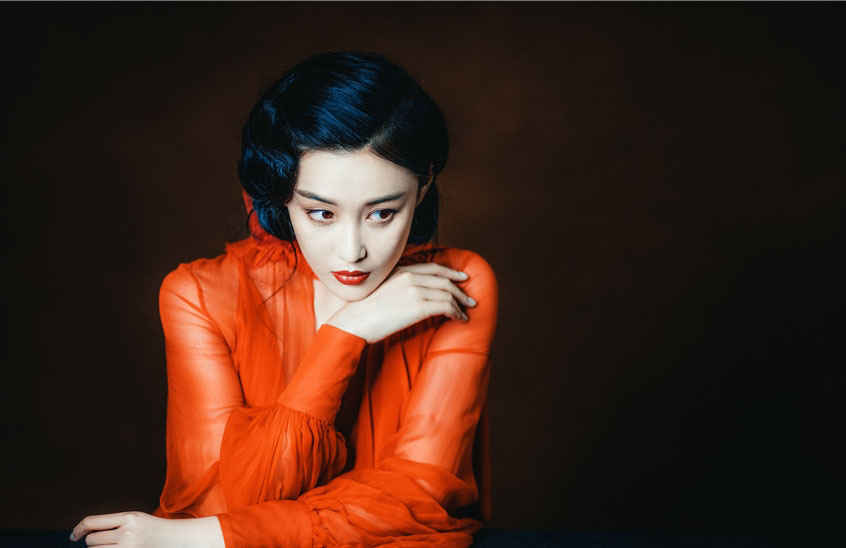 高清中国内地女演张馨予优雅气质性感写真图片桌面壁纸图片