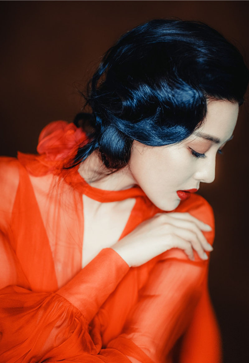 张馨予性感长裙礼服高清图片图片