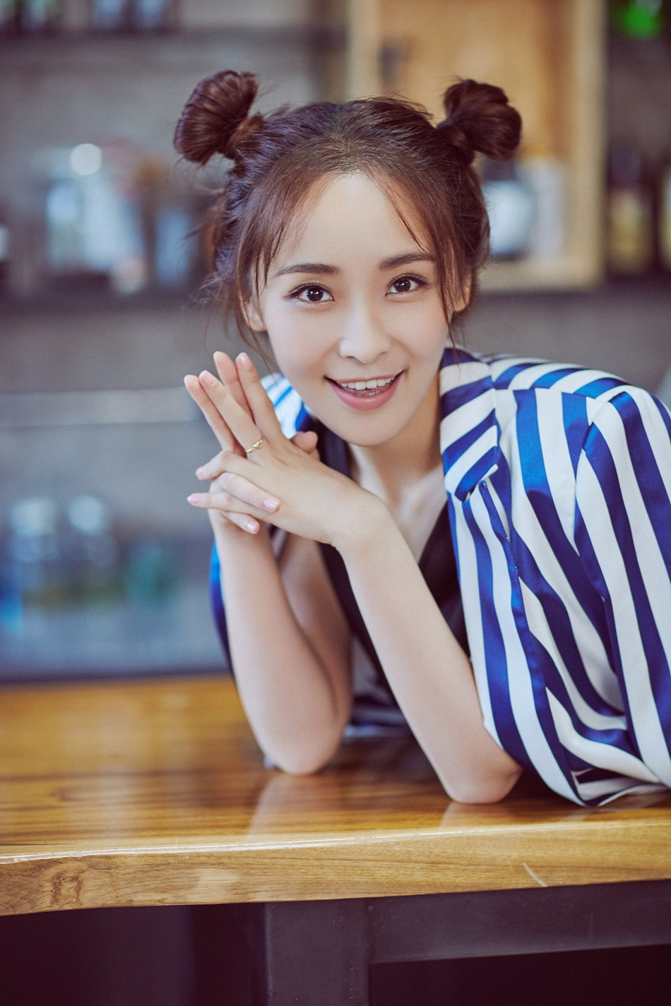 李曼优雅柔美时尚写真图片图片
