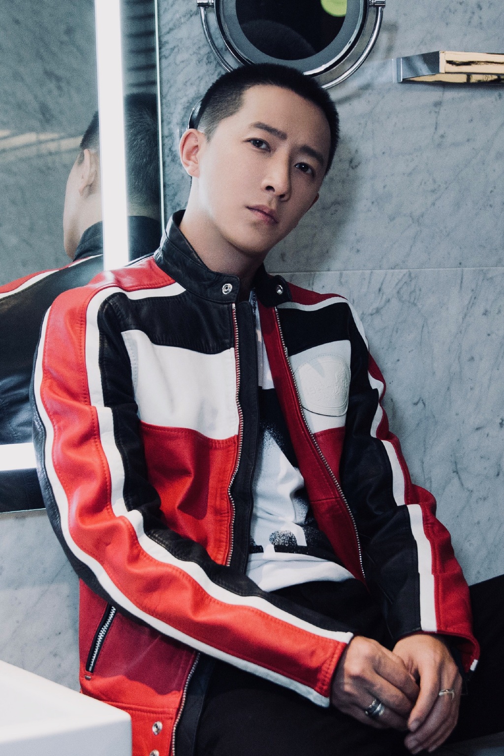 韩庚复古风魅力型男时尚杂志写真图片图片