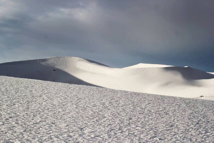 冬季雪景唯美高清手机壁纸图片