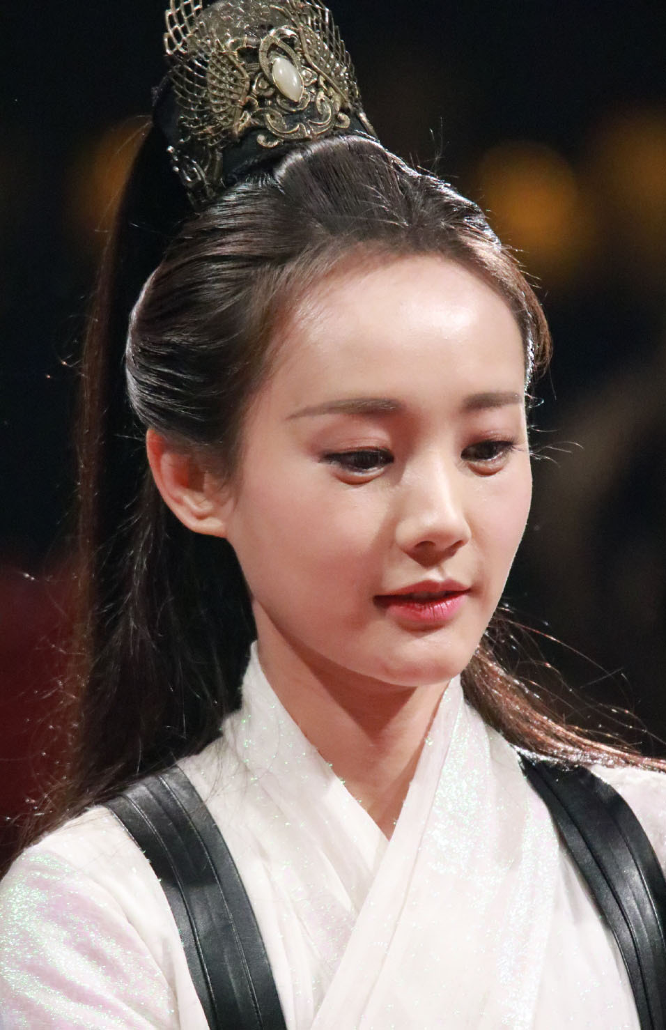 高清中国内地山东济南女演员李一桐Q清纯小公主白裙明星美女写真图片图片
