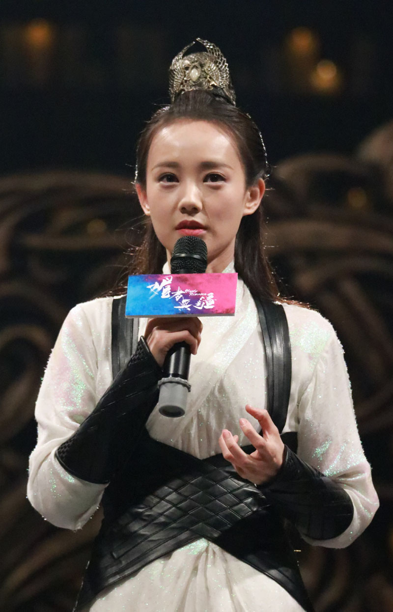 高清中国内地山东济南女演员李一桐Q清纯小公主白裙明星美女写真图片图片